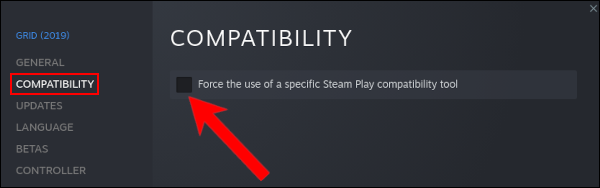Selecione a guia Compatibilidade e marque a opção "Forçar o uso de uma ferramenta específica de compatibilidade do Steam Play"