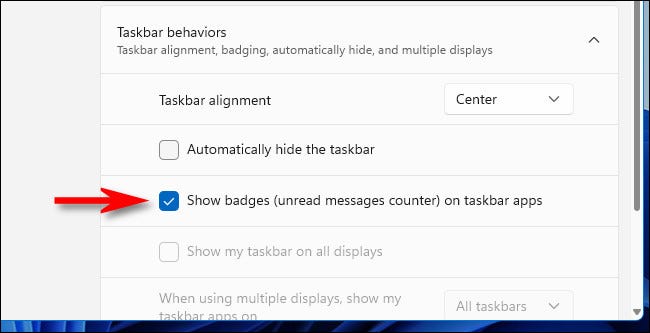 Coloque uma marca de seleção ao lado de "Mostrar emblemas (contador de mensagens não lidas) nos aplicativos da barra de tarefas".