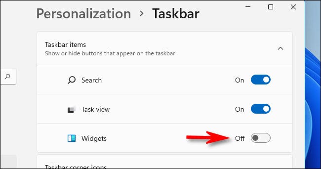 Em Configurações> Personalização> Barra de tarefas> Itens da barra de tarefas, mude o botão ao lado de "Widgets" para "Desligado".