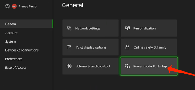 Para acessar a opção de desligamento completo, selecione "Modo de energia e inicialização" na seção Geral das configurações do Xbox.