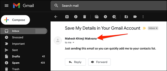Passe o mouse sobre o nome do remetente do e-mail no Gmail.