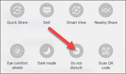 Deslize de cima para baixo na tela duas vezes e localize o botão de alternância "Não perturbe".