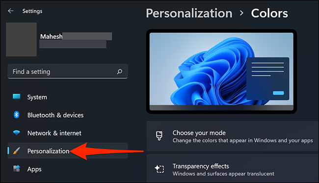 Clique em "Personalização" em Configurações no Windows 11.