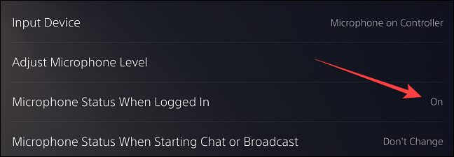 Selecione a opção "Status do microfone quando conectado", que mostra "Ligado" por padrão.