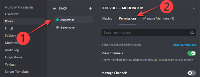 selecione a opção "Moderador" ou qualquer nome de função que você atribuiu aos moderadores em seu servidor de comunidade.