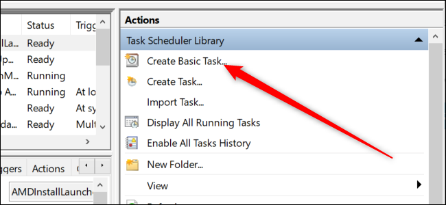 Agendador de tarefas do Windows 10 com uma seta vermelha apontando para a opção "Criar tarefa básica".
