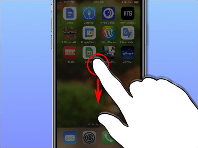 Inicie a pesquisa Spotlight no iPhone ou iPad deslizando o dedo para baixo próximo ao centro da tela.