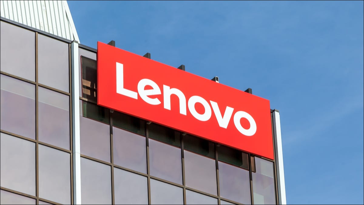 Logotipo da Lenovo em um prédio