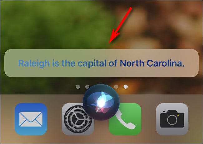 Com as legendas ativadas, você verá o que o Siri diz na tela.