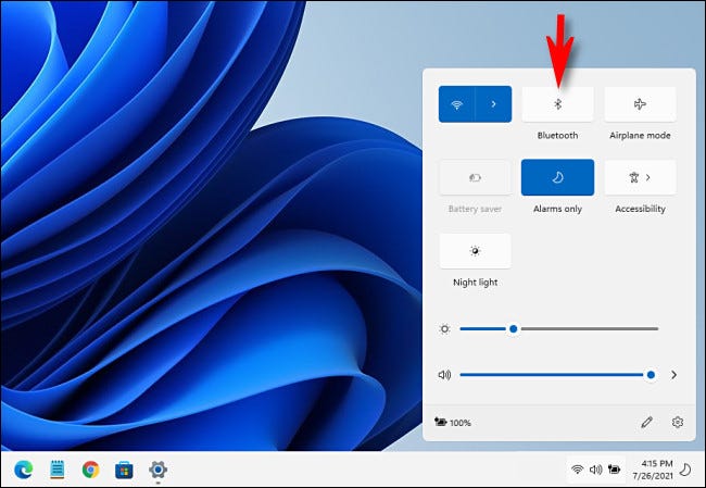 Clique no botão "Bluetooth" nas configurações rápidas do Windows 11.