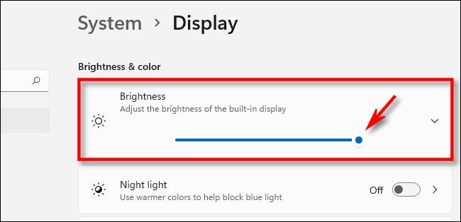 Use o controle deslizante “Brilho” nas configurações do Windows para ajustar o brilho da tela.