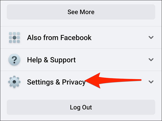 Selecione "Configurações e privacidade" no "Menu" do aplicativo do Facebook.