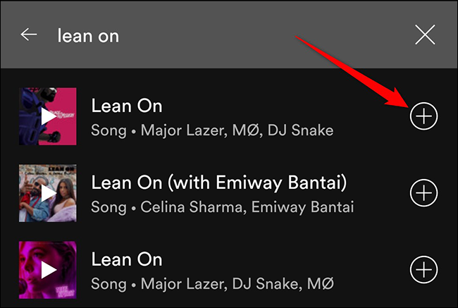 Toque em "+" ao lado de uma música no aplicativo Spotify.