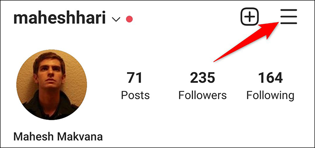 Toque nas três linhas horizontais na página de perfil no aplicativo Instagram.