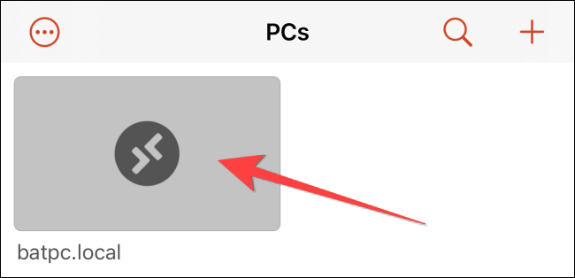 Toque no nome do PC para iniciar uma conexão de área de trabalho remota.