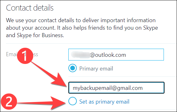 Digite um novo endereço de e-mail e selecione a opção "Definir como e-mail principal".