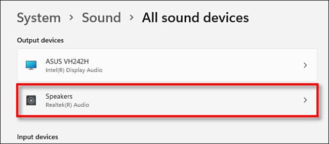 Clique no dispositivo de som em "Todos os dispositivos de som" que deseja alterar.