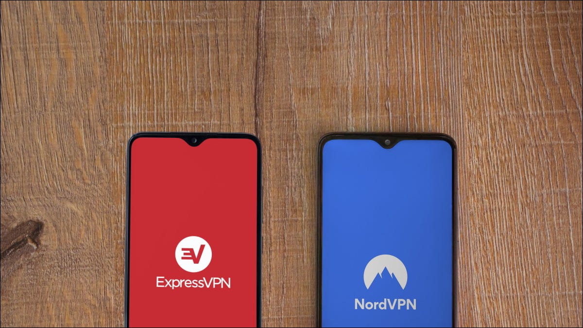 Logotipos ExpressVPN e NordVPN em smartphones.