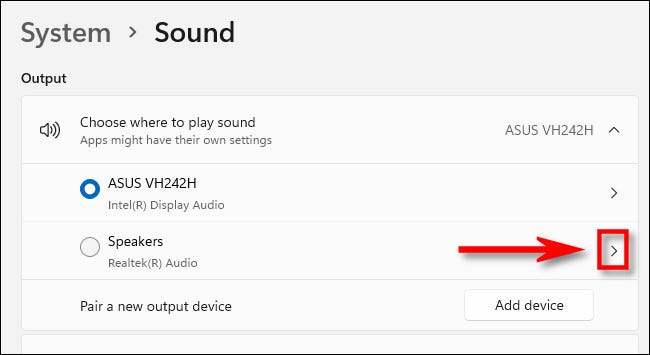 Clique na seta circunflexa ao lado do dispositivo de som que você deseja configurar.