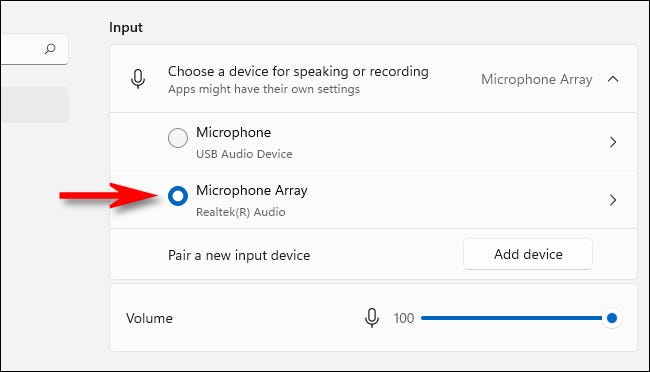 Nas configurações de entrada de som, selecione um microfone com os botões de opção.