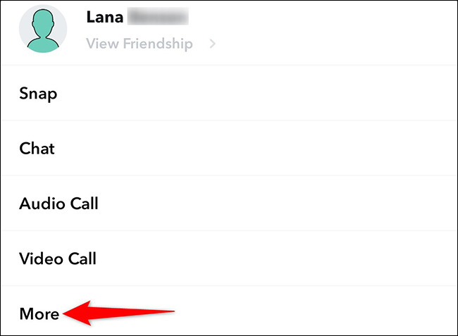 Selecione "Mais" no menu do usuário no Snapchat.