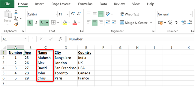 Uma coluna movida com recortar e colar no Excel.