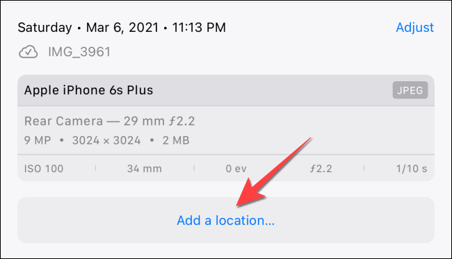 Toque em "Adicionar local" na tela de informações da foto.