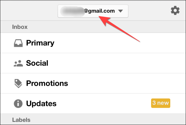 Toque no menu suspenso da conta do Gmail na parte superior da tela.