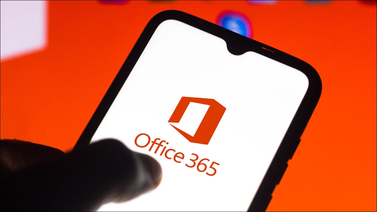 Tela do smartphone com logotipo do Office 365