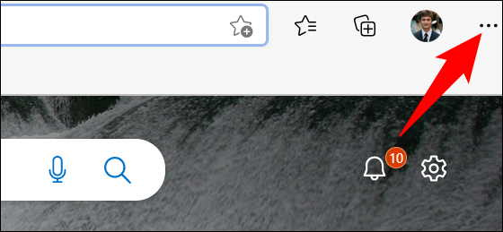 Clique nos três pontos no canto superior direito do Edge.