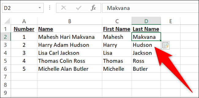 Sobrenomes separados em Excel.