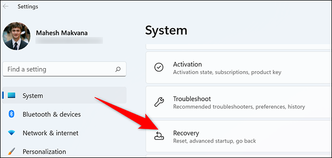 Clique em “Recuperação” na página “Sistema” em Configurações no Windows 11.