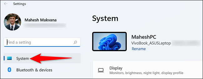 Clique em “Sistema” na barra lateral esquerda em Configurações do Windows 11.