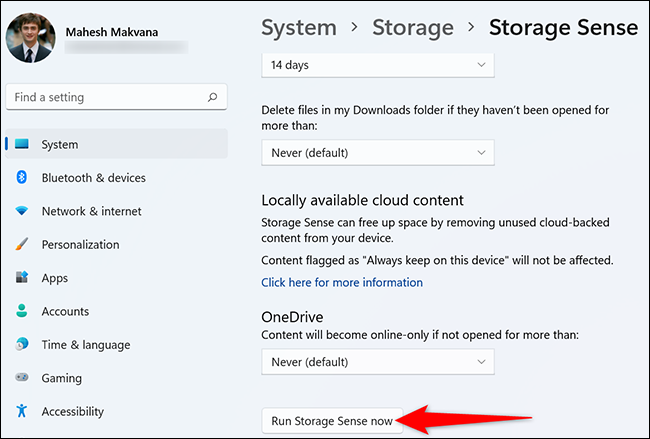 Clique em "Executar Storage Sense Now" na página "Storage Sense" em Configurações.