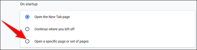 Ative "Abrir uma página específica ou conjunto de páginas" na página "Na inicialização".