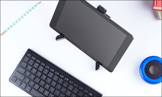 Suporte básico da Amazon com teclado bluetooth