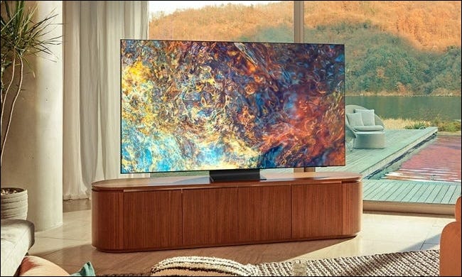 Samsung QN90A na sala de estar
