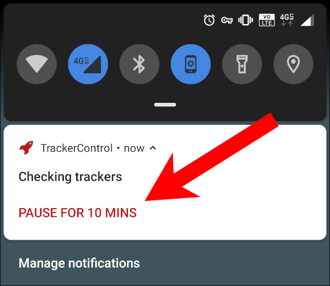 Toque em "Pausar por 10 minutos" na notificação do TrackerControl