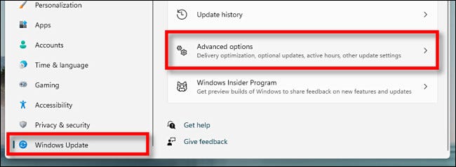 Em Configurações do Windows, clique em "Windows Update" e selecione "Opções avançadas".