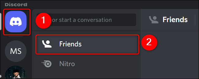 Clique em Página inicial > Amigos no canto superior esquerdo.