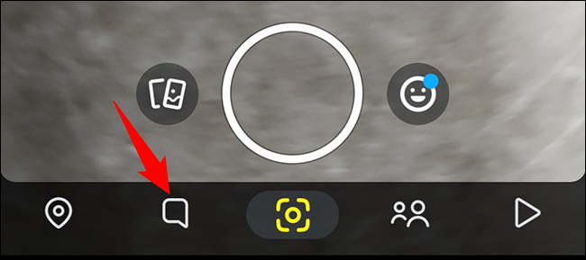 Toque na opção "Chat" no Snapchat.