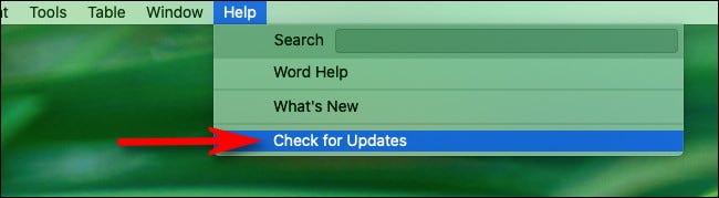 Na barra de menu do Mac, clique em “Ajuda” e selecione “Verificar atualizações”.