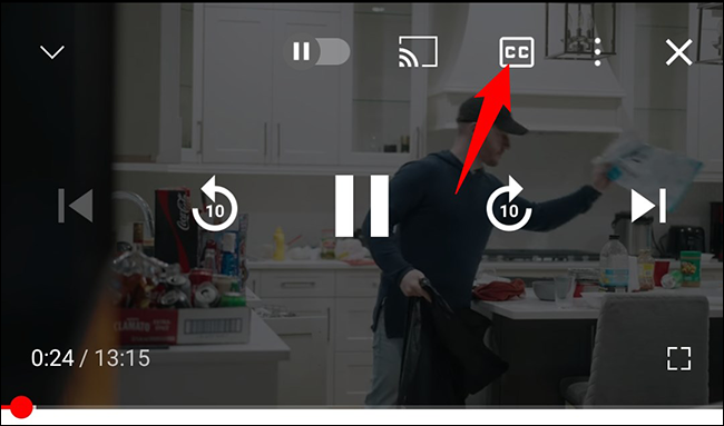 Toque em "CC" na parte superior do vídeo.