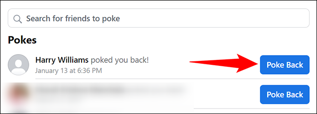 Clique em "Poke Back" ao lado do nome de um amigo.
