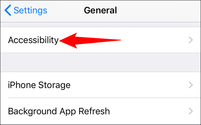 Toque em "Acessibilidade" em "Geral".