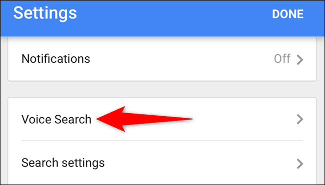 Selecione "Pesquisa por voz" na página "Configurações".