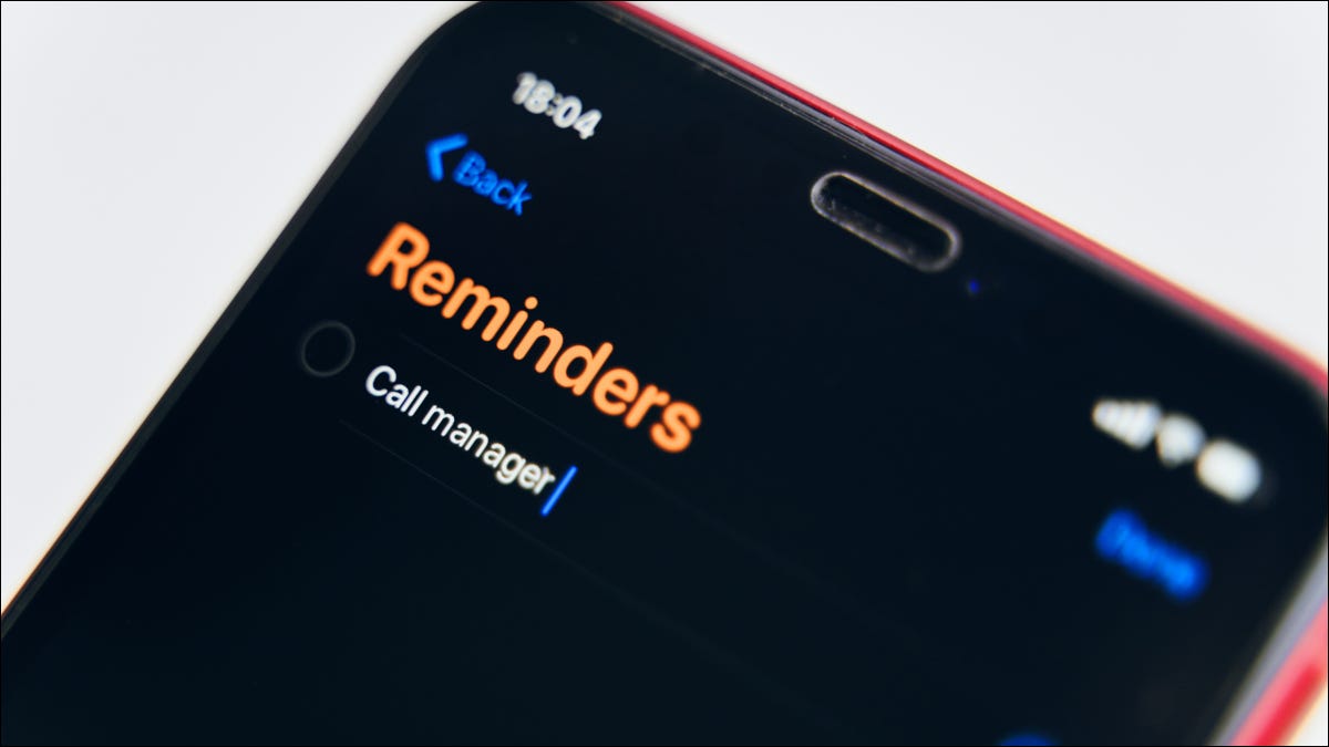 Uma tela do iPhone mostrando a interface do Apple Reminders.