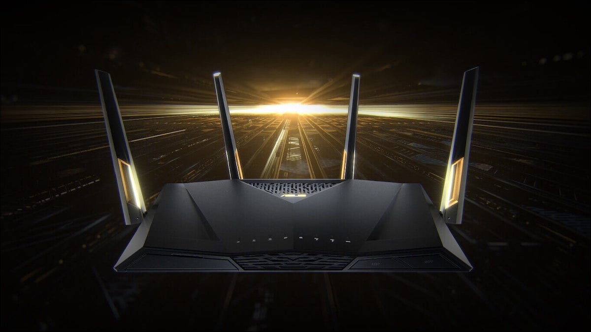 Um roteador Wi-Fi Asus RT-AX88U em um fundo dourado estilizado.