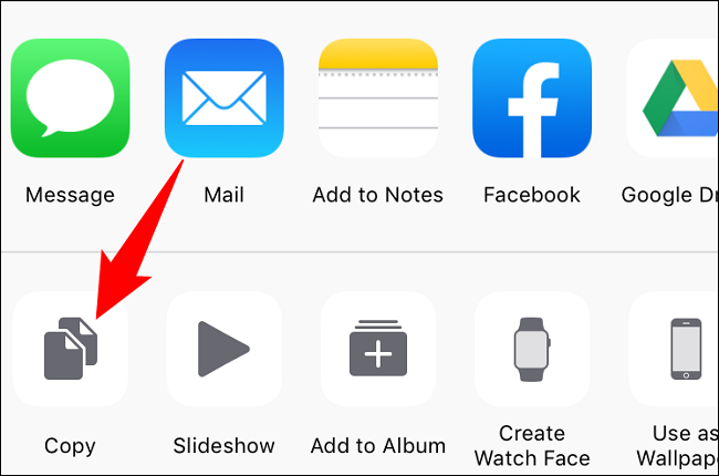 Escolha "Copiar" no menu de compartilhamento.