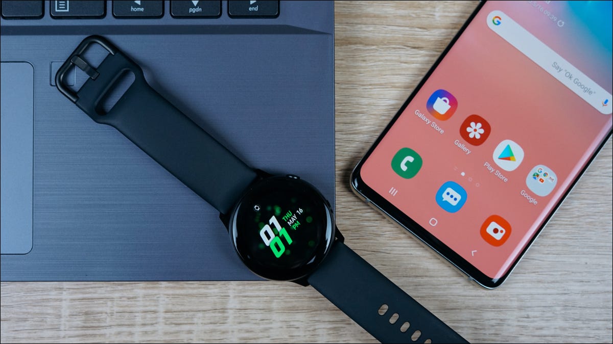 Samsung Watch e telefone Galaxy.